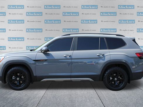 Used 2024 Volkswagen Atlas Peak Edition SE AWD/4WD image 11