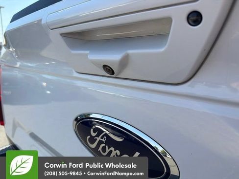 Used 2018 Ford F150 Lariat w/ Equipment Group 502A Luxury AWD/4WD image 11