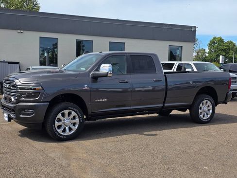 New 2026 RAM 3500 Laramie AWD/4WD image 35