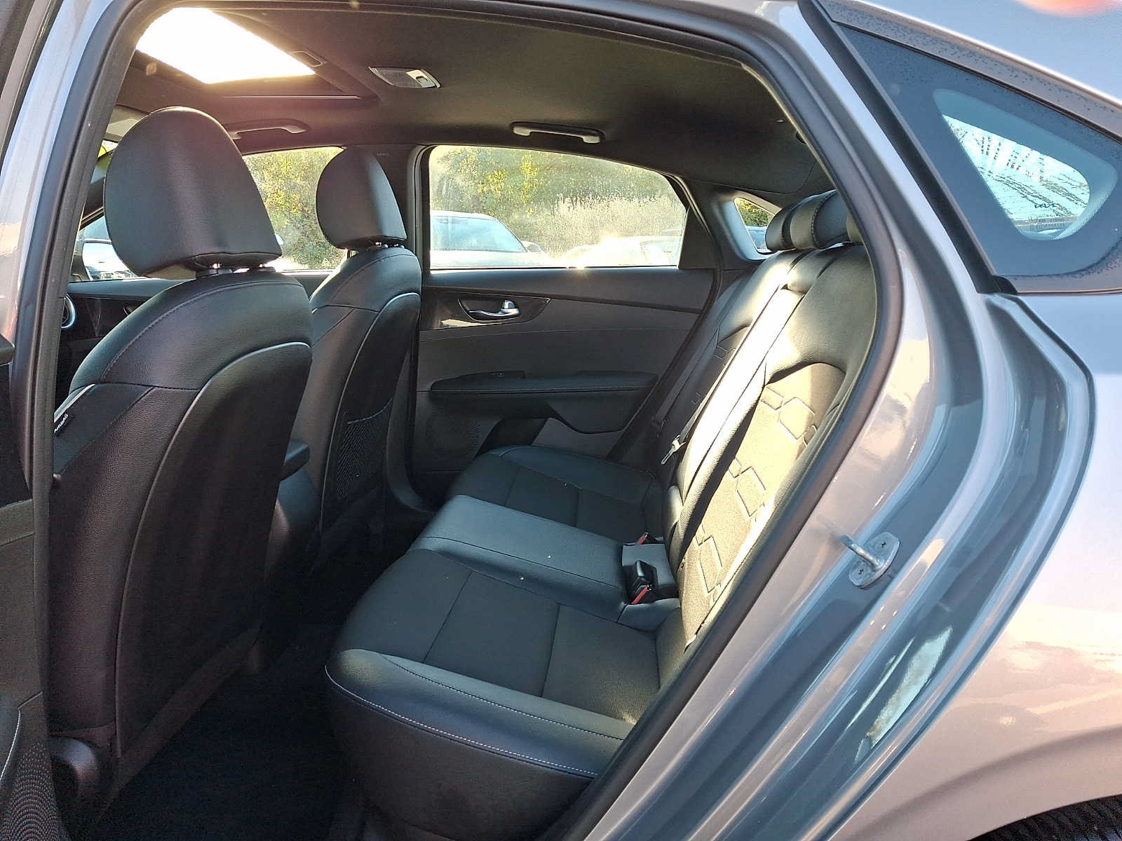 Used 2023 Kia Forte GT-Line w/ GT-Line Premium Package FWD image 10