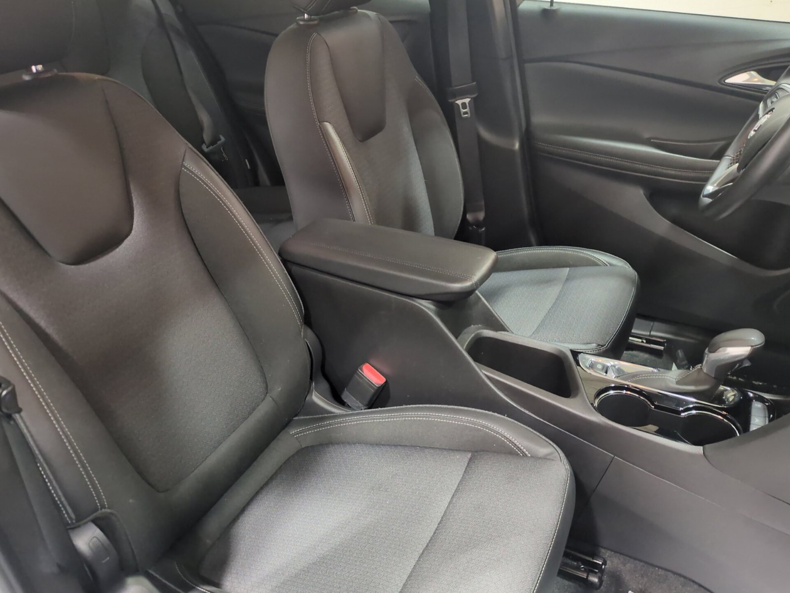 Used 2020 Buick Encore GX Select FWD image 10