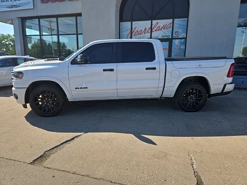 Used 2025 RAM 1500 Limited AWD/4WD image 7