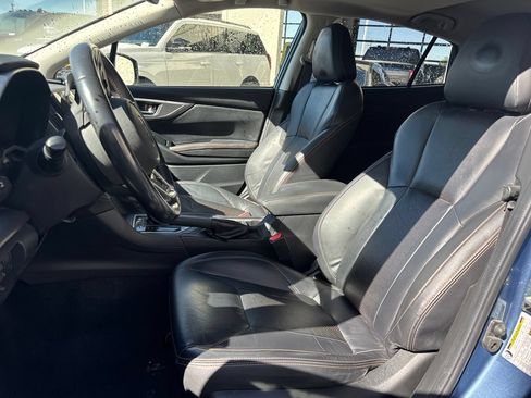 Used 2023 Subaru Crosstrek 2.5i Limited AWD/4WD image 17