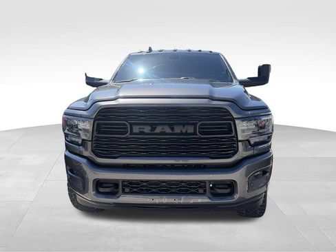 Used 2021 RAM 2500 Limited w/ Night Edition AWD/4WD image 4