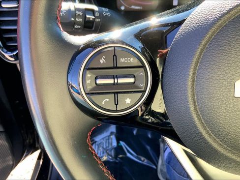 Used 2023 Kia Soul GT-Line w/ GT-Line Technology Package image 23