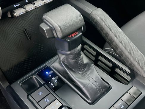 Used 2024 Toyota Tacoma TRD Off-Road AWD/4WD image 24