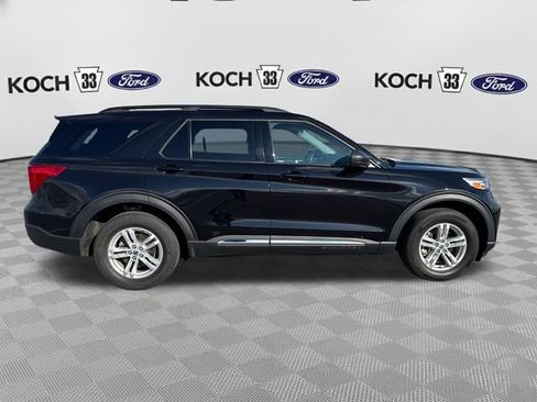Used 2023 Ford Explorer XLT image 9