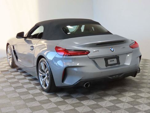 Used 2025 BMW Z4 sDrive30i image 3