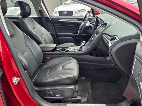 Used 2015 Ford Fusion Energi Titanium w/ Driver Assist Package FWD image 9