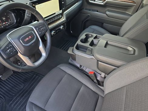 Used 2024 GMC Sierra 1500 Elevation AWD/4WD image 10