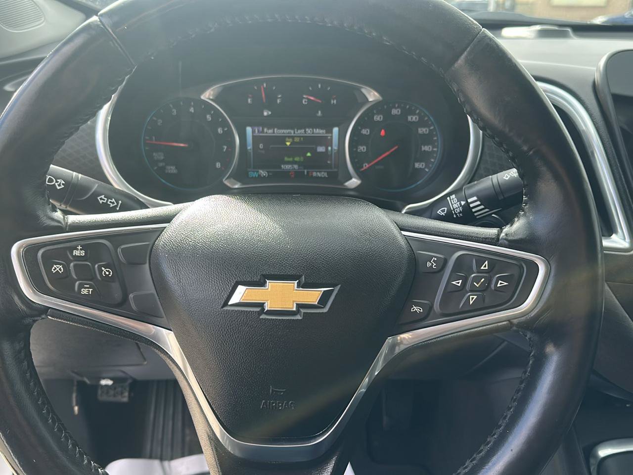 Used 2018 Chevrolet Malibu LT FWD image 11