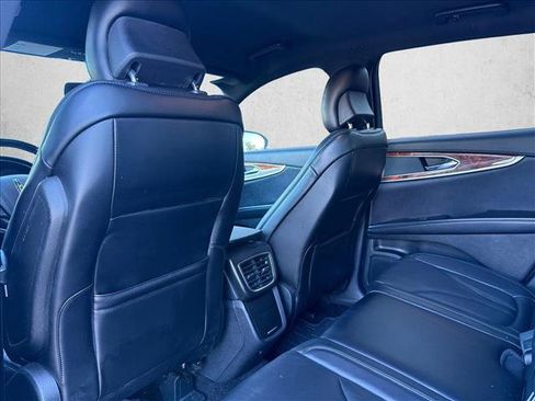 Used 2016 Lincoln MKX Select w/ Select Plus Package FWD image 19