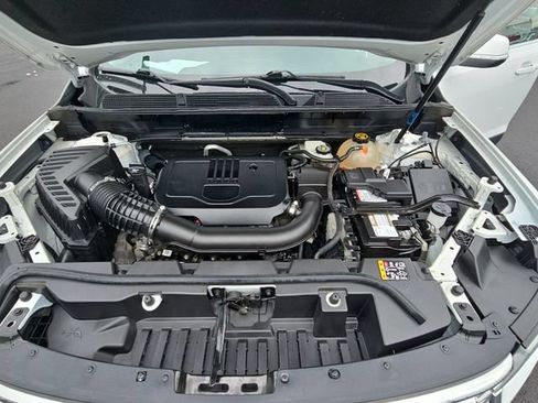 Used 2023 GMC Acadia SLE AWD/4WD image 33