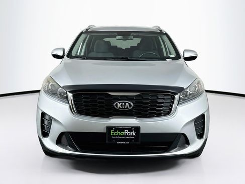 Used 2019 Kia Sorento AWD w/ LX Convenience Package image 2