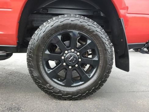 Used 2021 RAM 2500 Big Horn w/ Night Edition AWD/4WD image 9