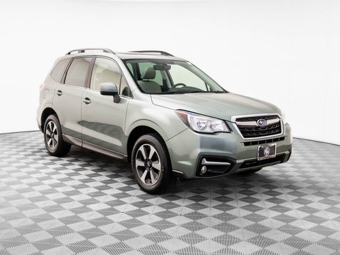 Used 2018 Subaru Forester 2.5i Limited w/ Popular Package #2 image 8