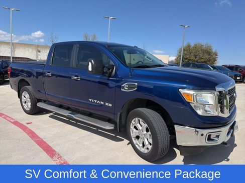 Used 2017 Nissan Titan SV image 2