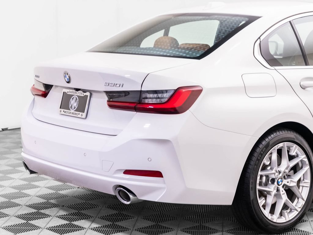 Used 2025 BMW 330i xDrive Sedan w/ M Sport Package AWD/4WD image 33