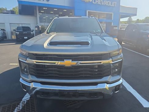 Used 2026 Chevrolet Silverado 2500 LT w/ Convenience Package AWD/4WD image 13