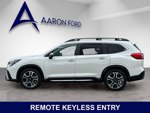 Used 2023 Subaru Ascent Touring AWD/4WD image 3