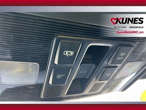 Used 2020 Volkswagen Jetta R-Line w/ R-Line Cold Weather Package image 37