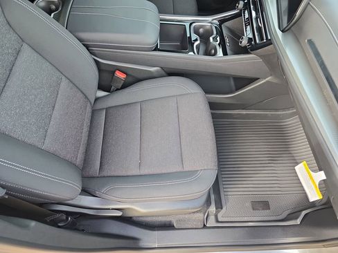 New 2026 Chevrolet Traverse LT FWD image 10
