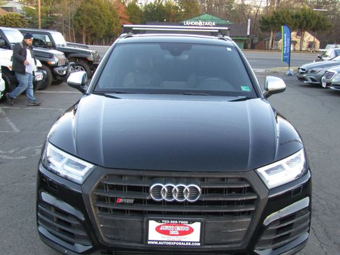 Used 2018 Audi SQ5 Premium Plus w/ S Sport Package image 2
