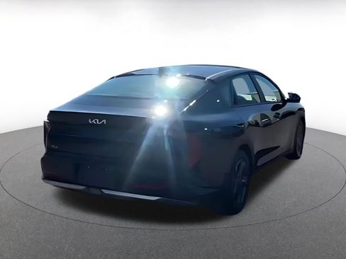 Used 2025 Kia K4 LXS image 16
