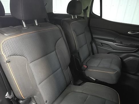 Used 2020 GMC Acadia AT4 w/ Driver Alert Package II AWD/4WD image 16
