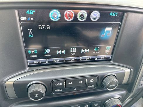 Used 2019 Chevrolet Silverado 1500 LT w/ All Star Edition image 16