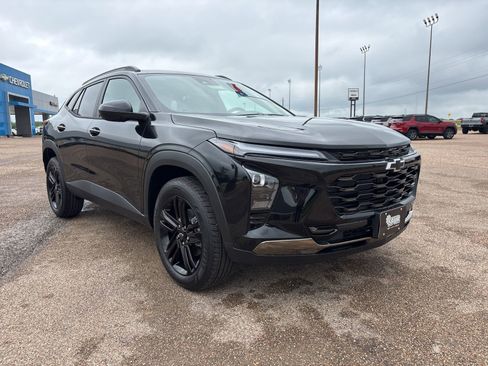 New 2026 Chevrolet Trax ACTIV FWD image 8