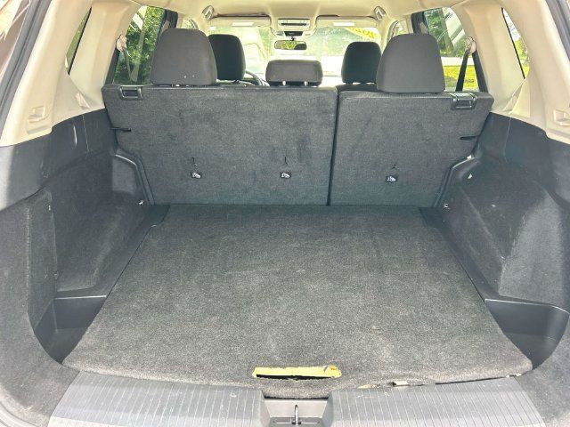 Certified 2025 Nissan Rogue SV AWD/4WD image 13