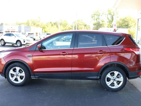 Used 2016 Ford Escape SE image 8