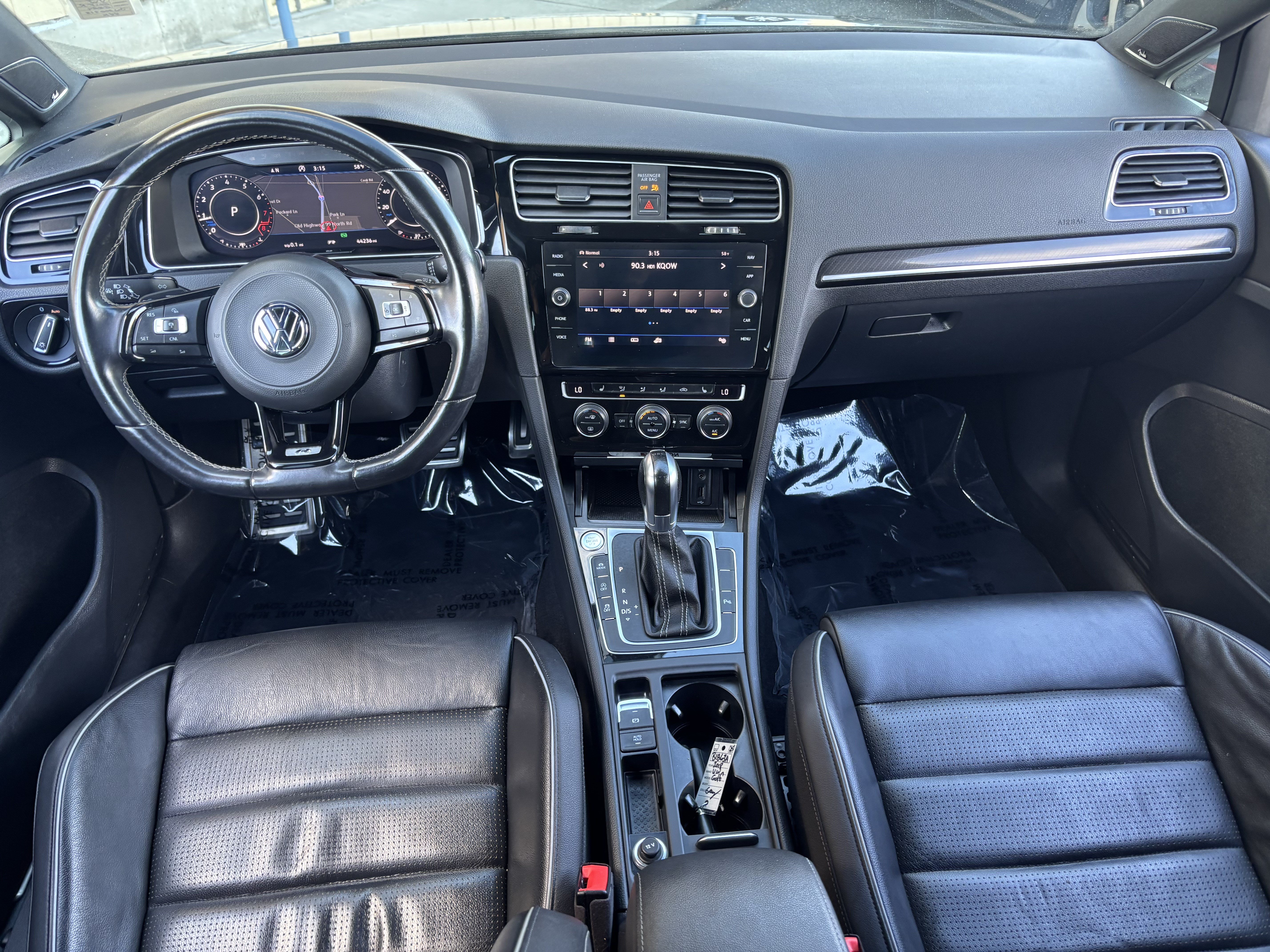Used 2018 Volkswagen Golf R 4-Door AWD/4WD image 21