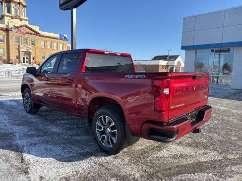 Used 2023 Chevrolet Silverado 1500 RST image 3