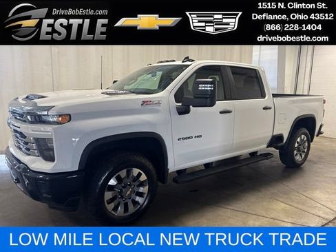 Used 2025 Chevrolet Silverado 2500 Custom w/ Custom Value Package AWD/4WD image 1