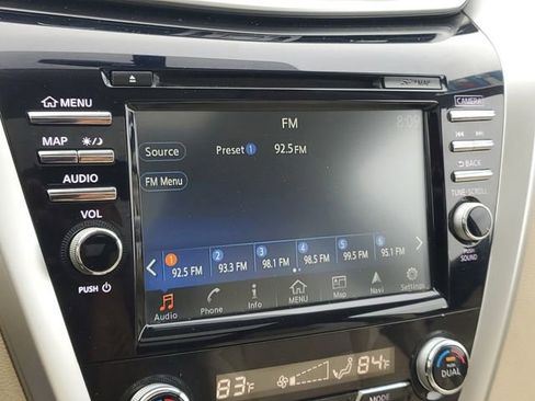 Used 2018 Nissan Murano SL image 26