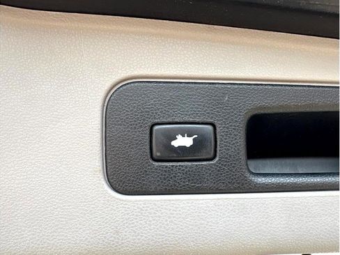 Used 2013 Honda Odyssey Touring image 9