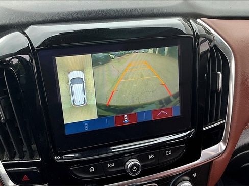 Used 2019 Chevrolet Traverse High Country image 14