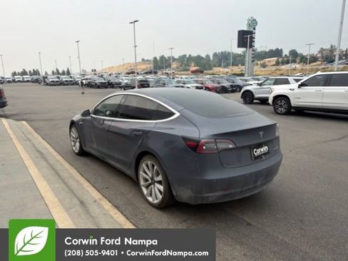 Used 2020 Tesla Model 3 Long Range AWD/4WD image 4