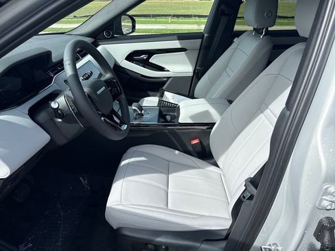 New 2026 Land Rover Range Rover Evoque S image 9