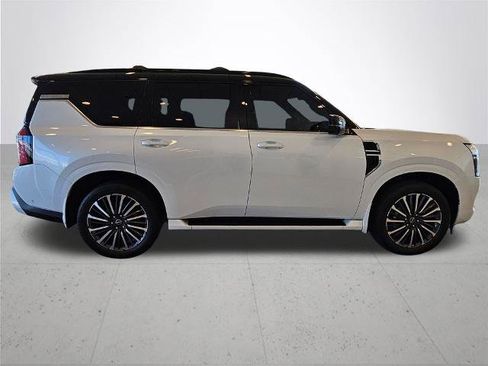 Certified 2025 Nissan Armada Platinum Reserve AWD/4WD image 7