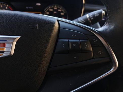 Used 2020 Cadillac XT5 Luxury image 18