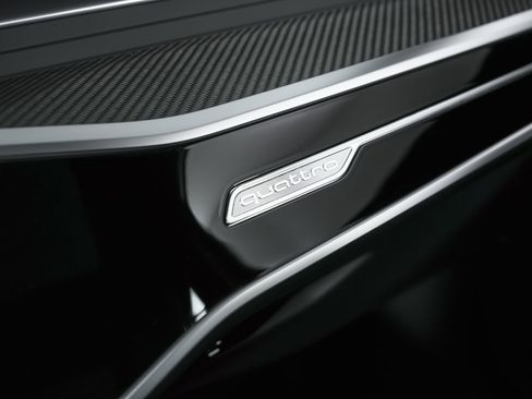 Used 2024 Audi RS 6 performance w/ Matte Carbon Package image 74