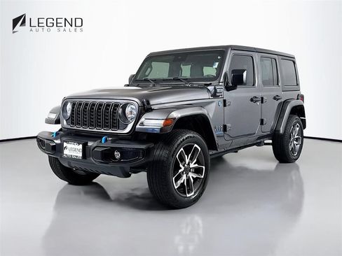 Used 2024 Jeep Wrangler Unlimited AWD/4WD image 1