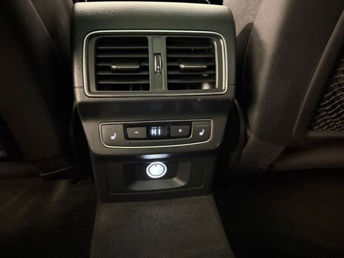 Used 2018 Audi SQ5 Prestige w/ Prestige Package image 27