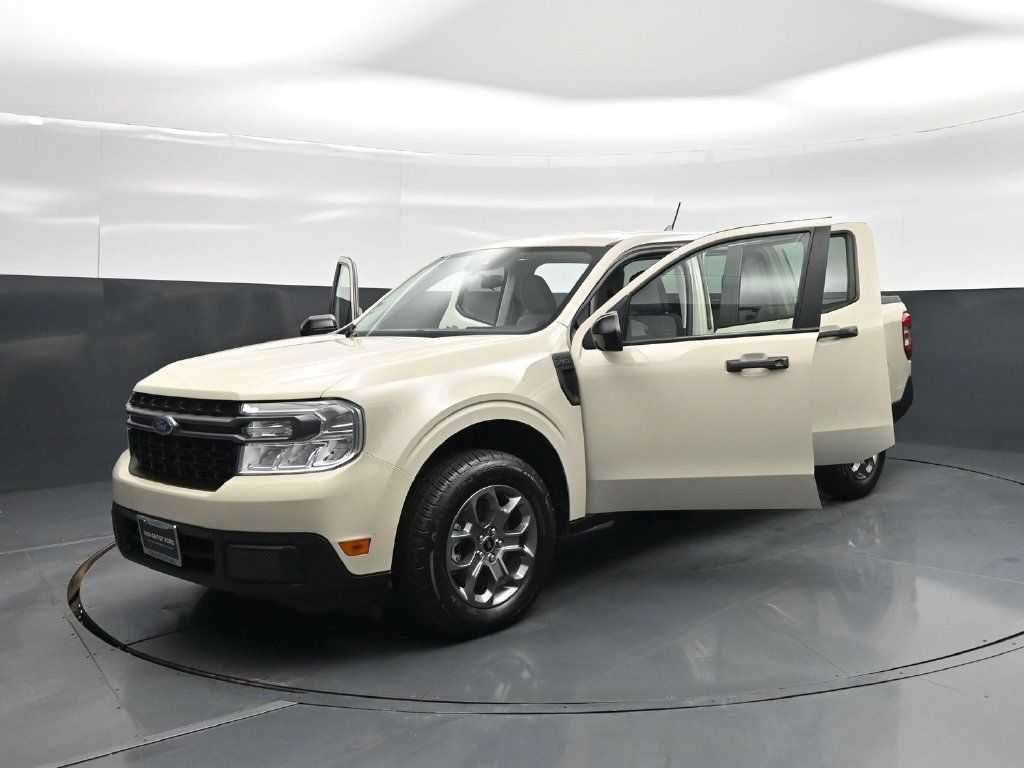 Certified 2024 Ford Maverick XLT w/ XLT Luxury Package FWD image 28