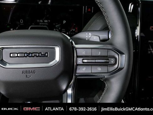 New 2026 GMC Yukon Denali w/ Denali Reserve Package AWD/4WD image 11