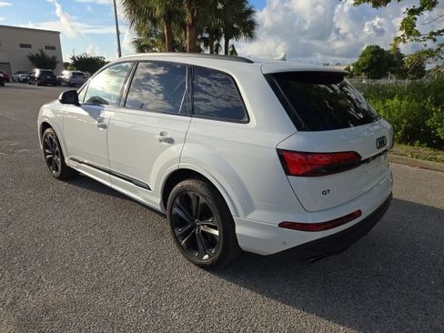 Used 2025 Audi Q7 3.0T Premium Plus AWD/4WD image 3