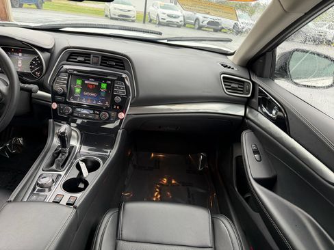Used 2023 Nissan Maxima SV w/ Floor Mat Group image 22